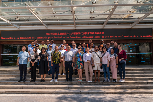 图片1 图片1
