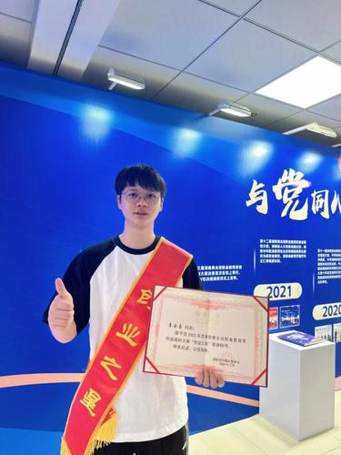 图片1 图片1