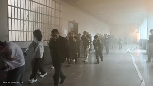 图片2 图片2