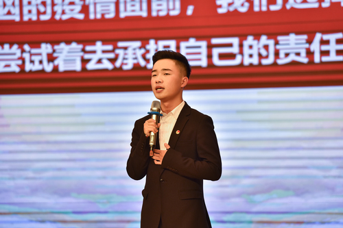 赵佳成生活照1 赵佳成生活照1
